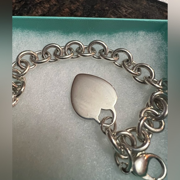 Heart Tag Charm Tiffany Bracelet - Picture 9 of 13